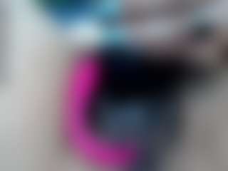elianaroy's Live Sex Cam Show
