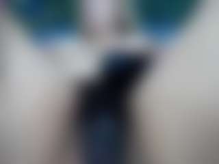 elianaroy's Live Sex Cam Show