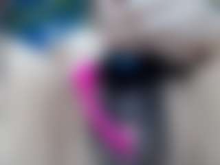 elianaroy's Live Sex Cam Show