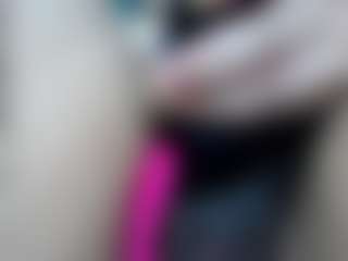 elianaroy's Live Sex Cam Show
