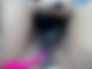 elianaroy MILF webcam performer live streaming