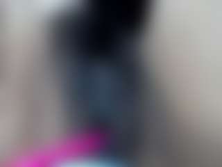 Live cam show with elianaroy - Curvy Middle Aged on Streamer API