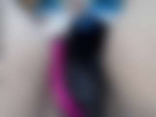 elianaroy's Live Sex Cam Show