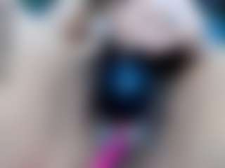 elianaroy's Live Sex Cam Show