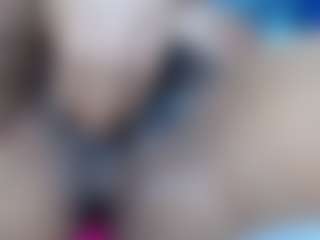 elianaroy's Live Sex Cam Show