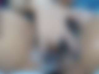 elianaroy's Live Sex Cam Show