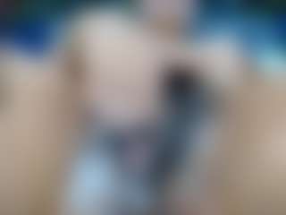elianaroy's Live Sex Cam Show