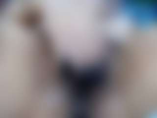 elianaroy's Live Sex Cam Show