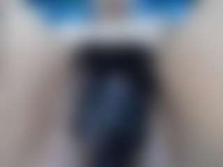 elianaroy's Live Sex Cam Show