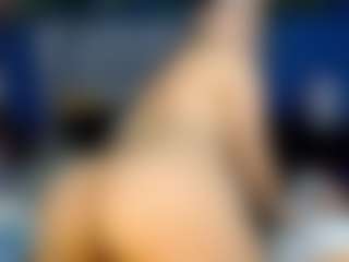 elianaroy's Live Sex Cam Show