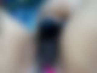 elianaroy's Live Sex Cam Show