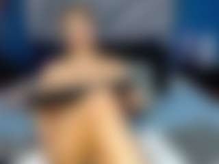 elianaroy's Live Sex Cam Show