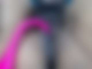 elianaroy's Live Sex Cam Show