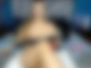 elianaroy's Live Sex Cam Show