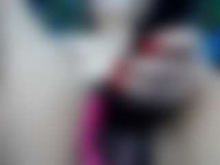 Live cam show with elianaroy - Brown Eyes Blonde Hair on crypto-cams