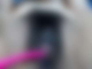 Live cam show with elianaroy - Latina Mature on StripNow | colombia