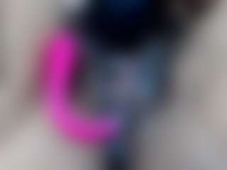 elianaroy's Live Sex Cam Show