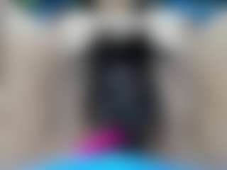 elianaroy MILF webcam performer live streaming