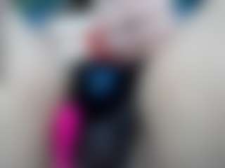 Live cam show with elianaroy - Blonde Hair Middle Aged on sexylive.show