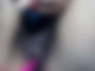 elianaroy's Live Sex Cam Show