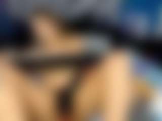 elianaroy's Live Sex Cam Show