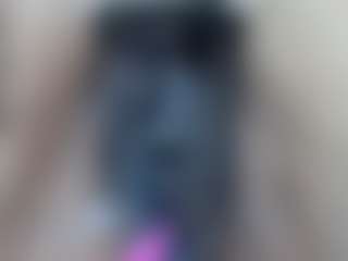 Live cam show with elianaroy - Blonde Hair on live18s.com