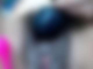 Live cam show with elianaroy - Blonde Hair on Instabang
