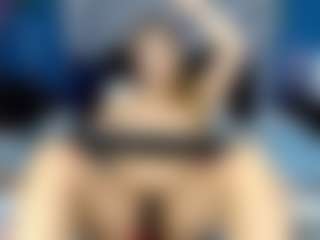 elianaroy's Live Sex Cam Show
