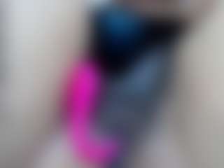 elianaroy's Live Sex Cam Show