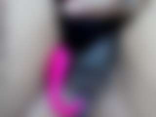 elianaroy's Live Sex Cam Show
