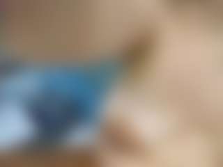 elianaroy's Live Sex Cam Show