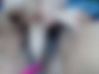 elianaroy's Live Sex Cam Show