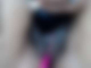 elianaroy's Live Sex Cam Show