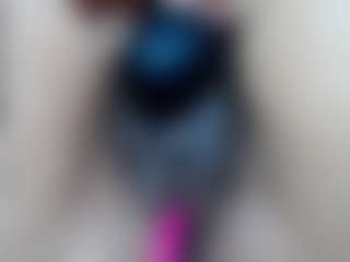 elianaroy's Live Sex Cam Show