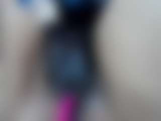 elianaroy's Live Sex Cam Show