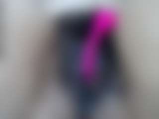 elianaroy's Live Sex Cam Show