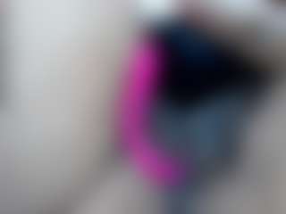 Live cam show with elianaroy - Blonde Hair on SinfulBabes