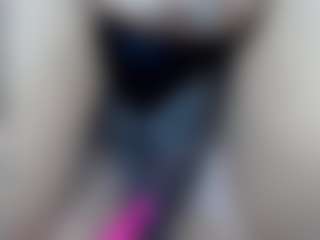 elianaroy's Live Sex Cam Show