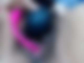 elianaroy's Live Sex Cam Show