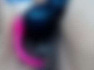 elianaroy's Live Sex Cam Show