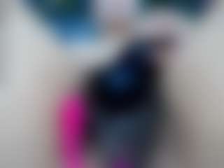 elianaroy's Live Sex Cam Show