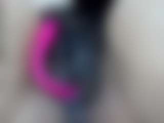 elianaroy's Live Sex Cam Show