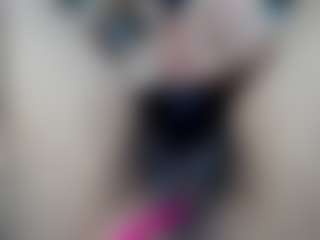 elianaroy's Live Sex Cam Show