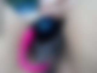 elianaroy's Live Sex Cam Show