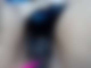 elianaroy's Live Sex Cam Show
