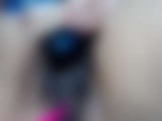 elianaroy's Live Sex Cam Show