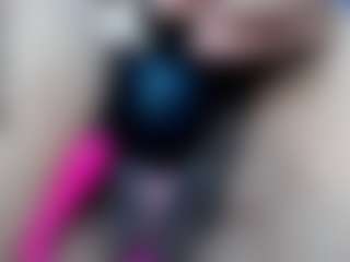 Live cam show with elianaroy - BBW MILF on Camsoda