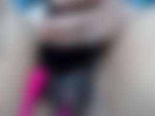 elianaroy's Live Sex Cam Show
