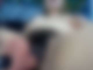 Live-camshow met elianaroy - Gamer Mature op Camsoda