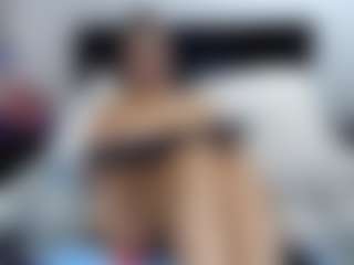 elianaroy's Live Sex Cam Show